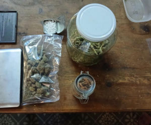 Kilogramy narkotyków i specjalistyczna uprawa