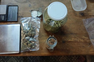 Kilogramy narkotyków i specjalistyczna uprawa