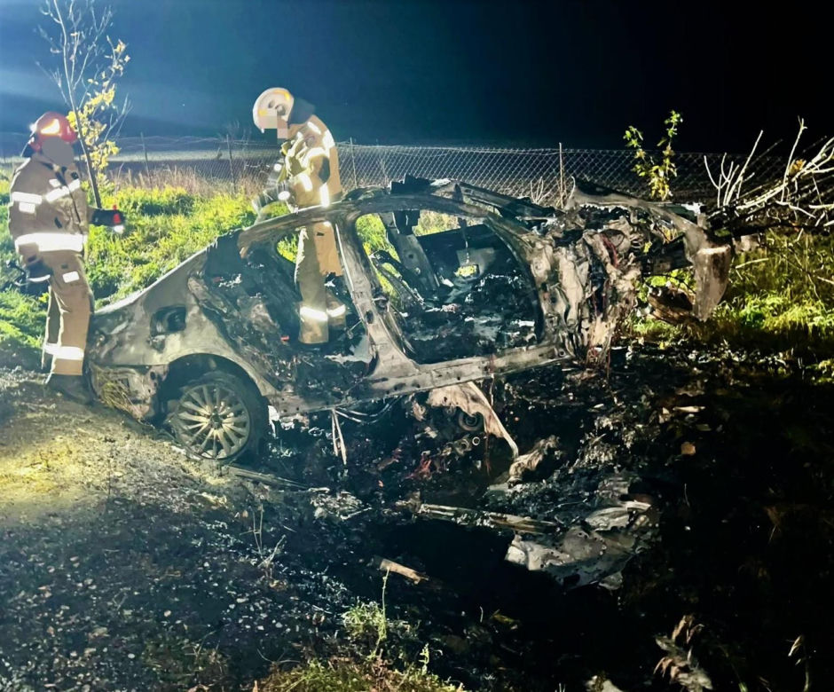 Pijany kierowca i pożar BMW na DK-63 w Suchożebrach