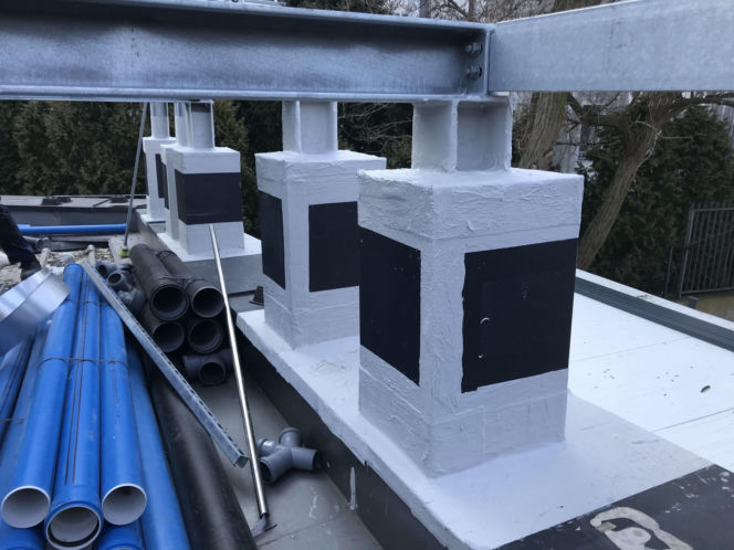 Modernizacja dachu centrum handlowego w Warszawie