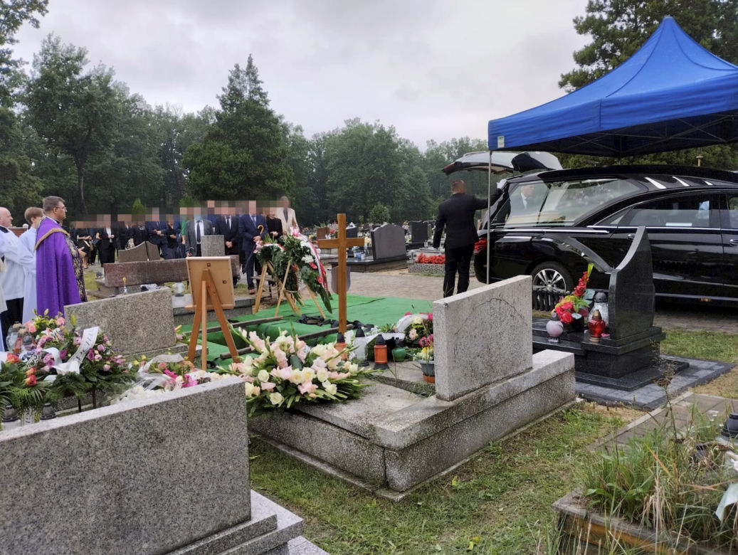 Pogrzeb Tekli Juniewicz w kościele św. Jerzego w Gliwicach