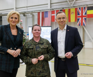 Świąteczne kreacje Agaty Dudy