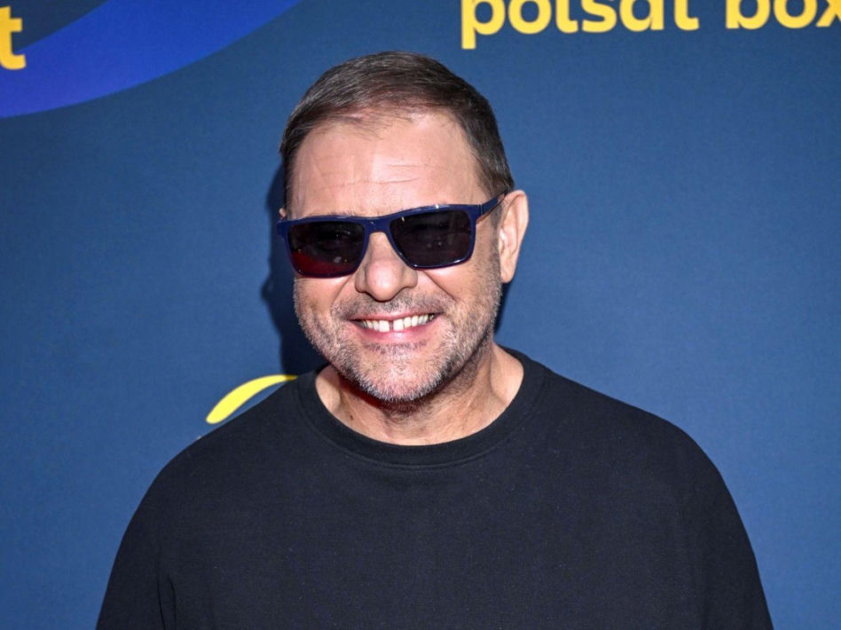 Tomasz Karolak na archiwalnych zdjęciach. Tak wyglądał na początku kariery