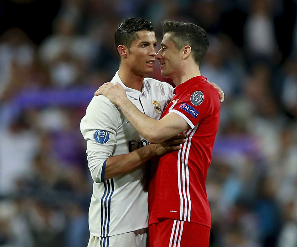Lewy śpi u Ronaldo, a Souse w Wembley