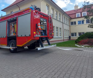 Próbna ewakuacja w zamojskim rolniczaku