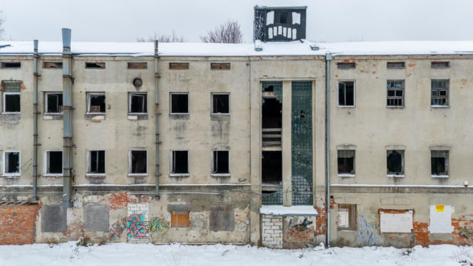Ruiny fabryki przy Okopowej 78 w Warszawie