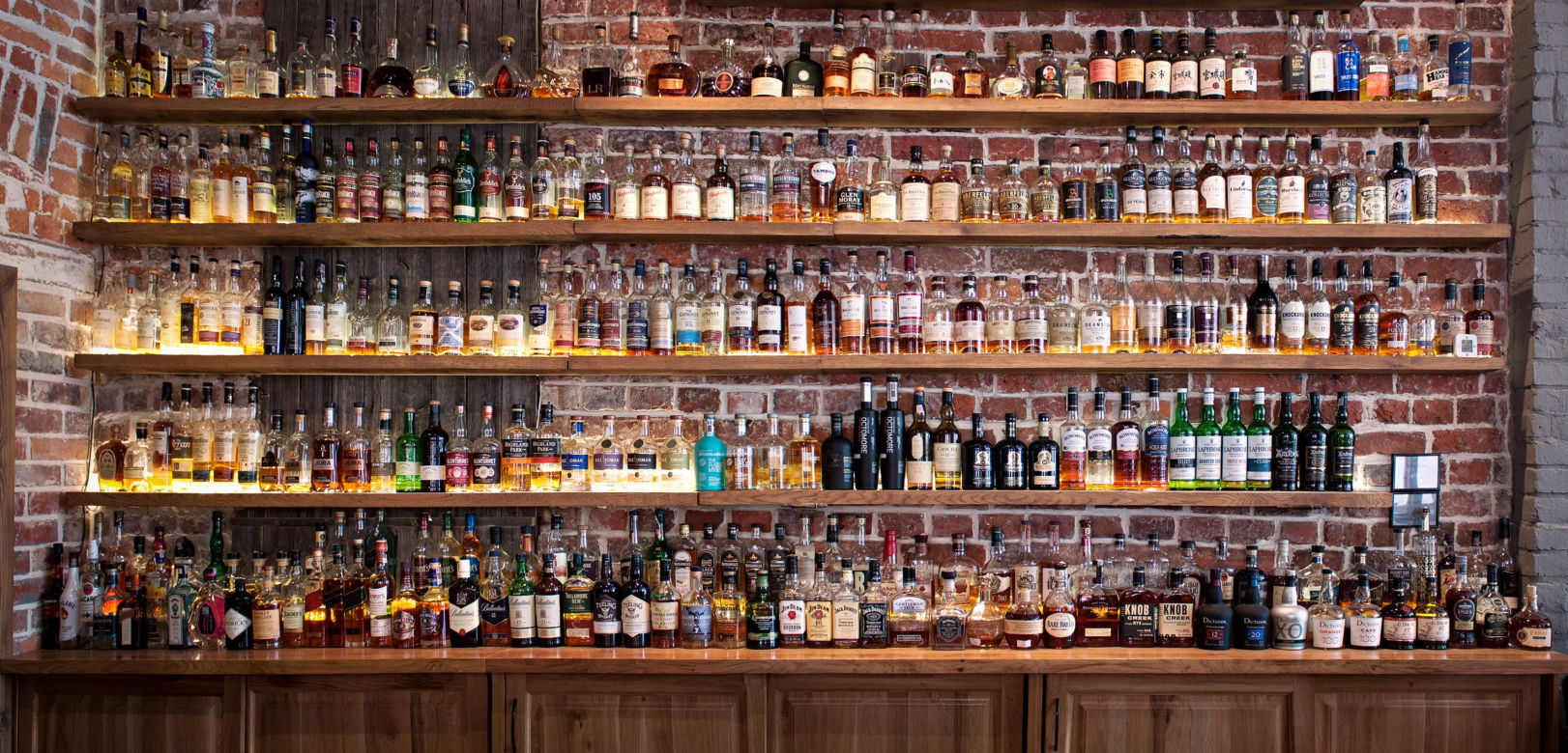 Coffee & Whisky House