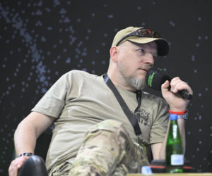 Warszawskie Targi Obronne. Scena Biała. Kolekcjonerstwo broni. Czy to dobra inwestycja