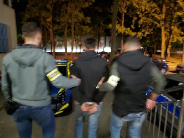 Awantura na warszawskim SOR. Przyjechał z ciężarną partnerką, zdemolował szpital i pobił medyka