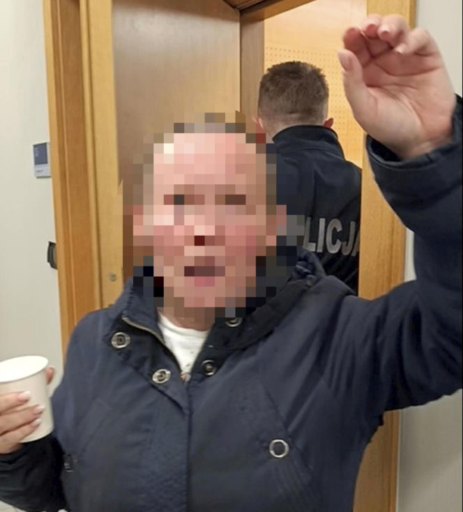 Spaliła kwasem ucho Julii. Rodzina broni wyrodnej matki, która latami torturowała 10-latkę