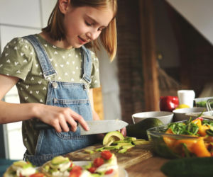 Zdrowe odżywianie nastolatka to powód do dumy? Sprawdź, kiedy staje się niebezpieczną obsesją