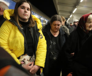Warszawa: Przyjazd pociągu z uchodźcami z Ukrainy