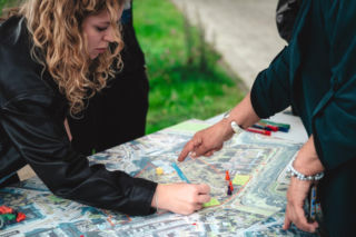 Blaszanka nie zaczyna się od architektury