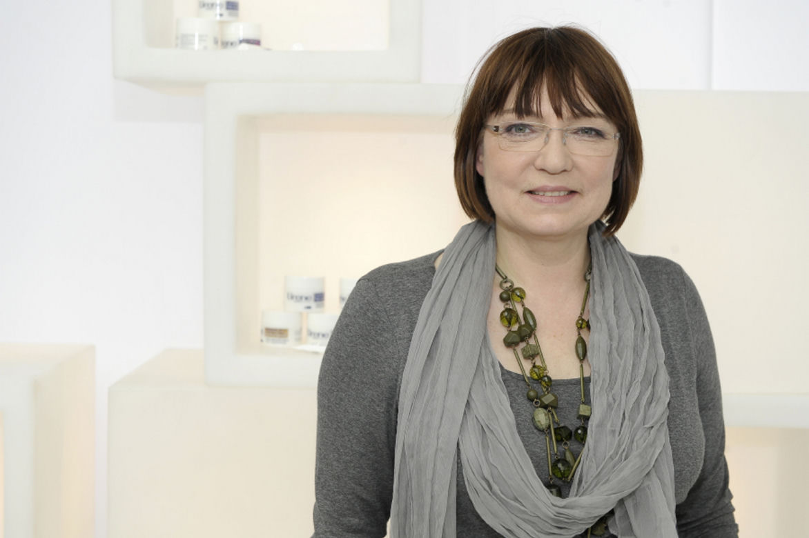 Tak dziś wygląda Krystyna Czubówna. Najsłynniejsza lektorka w Polsce bardzo się zmieniła