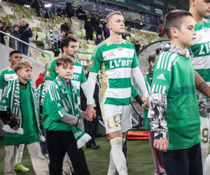 Marzenie każdego fana. Wyprowadź idola na murawę! Sprawdź, ile kosztuje spełnienie snu w Ekstraklasie