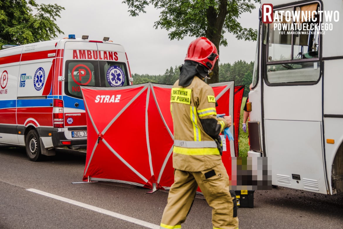 Śmiertelny wypadek na DK 65 za Prostkami. Motocyklista zginął na miejscu