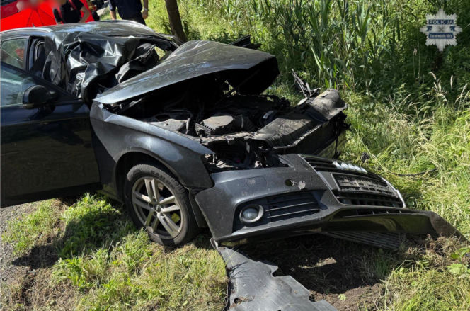 Dwie osoby zginęły w wypadku pod Tarnowskimi Górami. Droga pozostaje zamknięta
