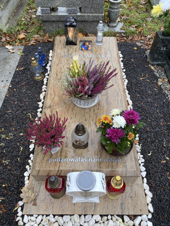 Tak wygląda grób Magdaleny Majtyki przed 1 listopada