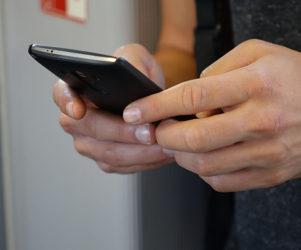 Imieniny Aleksandra. Krótkie życzenia imieninowe SMS, Messenger, Facebook [24.11.2020]