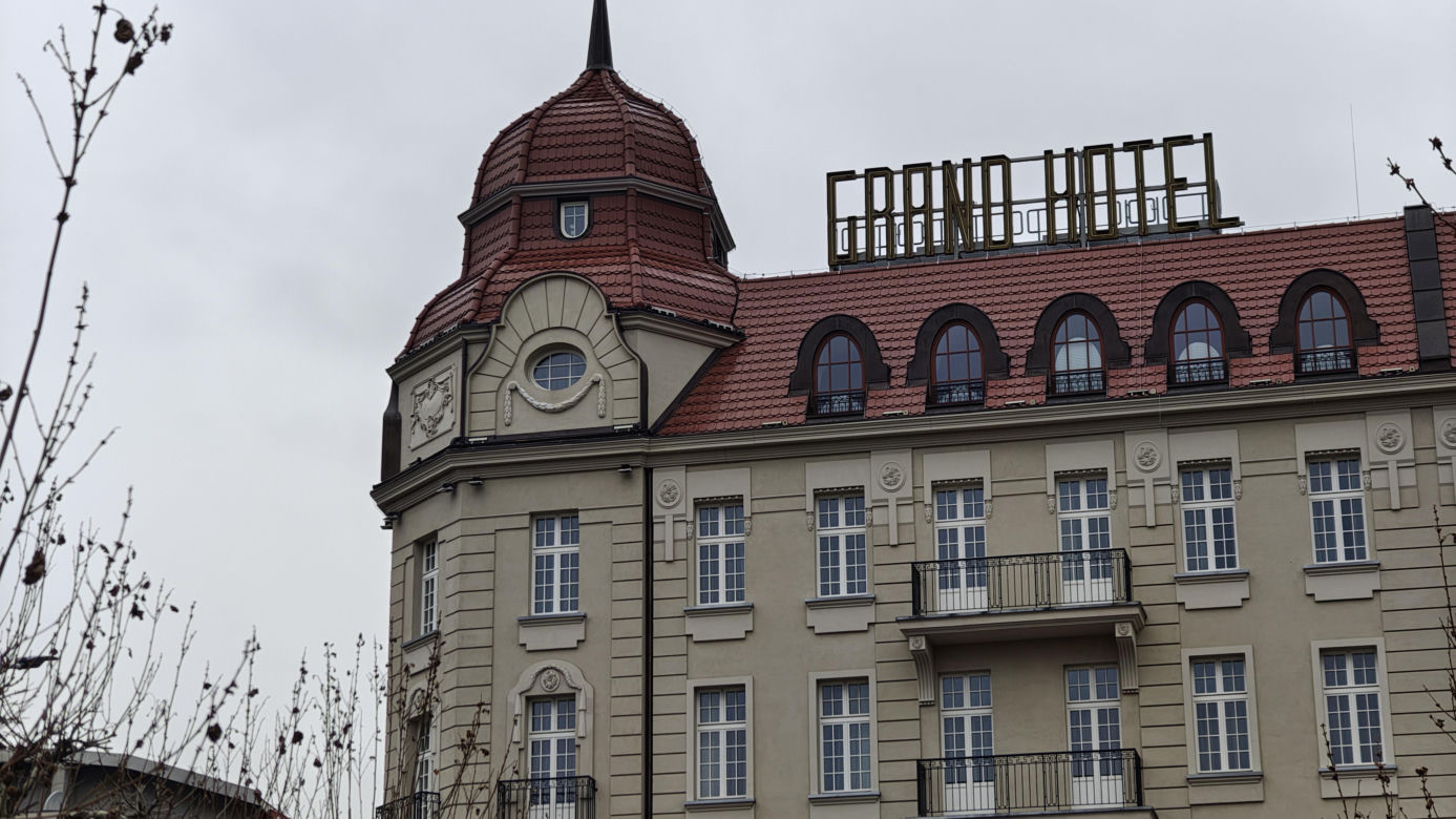 Kultowy Grand Hotel we Wrocławiu szykuje się na otwarcie. Tak wygląda ikona miasta po remoncie 