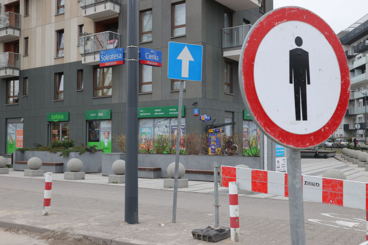Przebudowa ulicy Sokratesa ciągnie się jak krew z nosa. Mieszkańcy są wściekli 