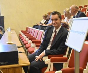 Wotum zaufania i absolutorium dla prezydenta Rafała Trzaskowskiego