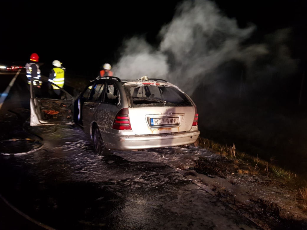 Mercedes PŁONĄŁ na autostradzie A4