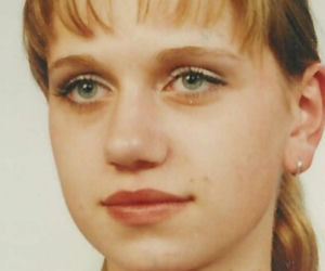 RÓŻAŃSKA JUSTYNA, ur. 15.08.1982
