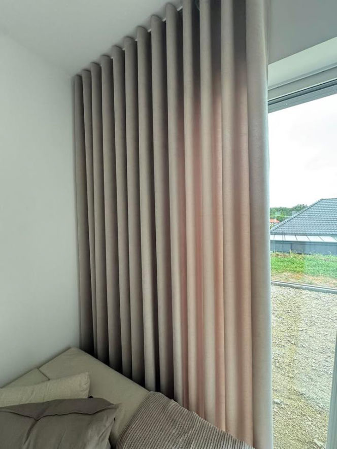 Perfekcyjna aranżacja okna bez wychodzenia z domu. Dlaczego warto zaufać ekspertom Royal Firany?