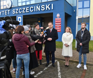 Mobilny punkt szczepień przy Uniwersytecie Szczecińskim