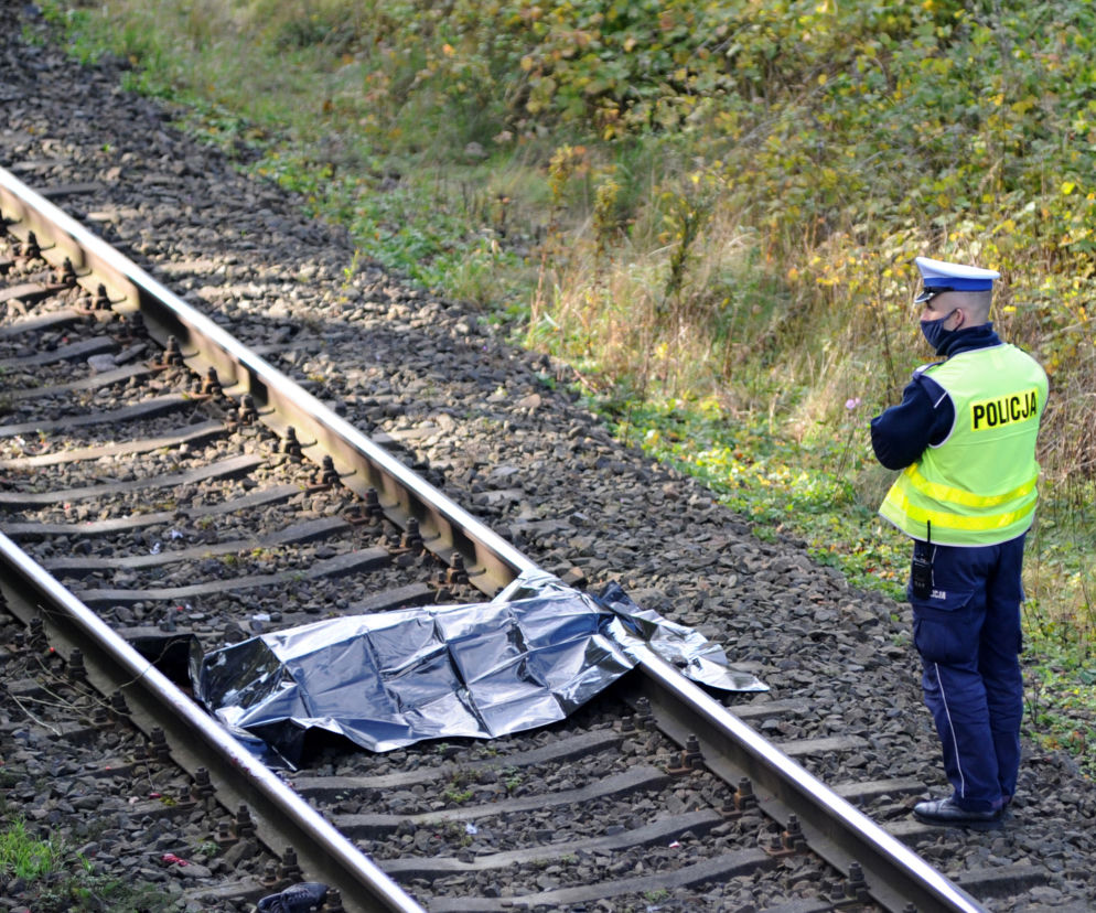 Tragedia w Koszalinie. Pod kołami pociągu  zginął mężczyzna [NOWE FAKTY, ZDJECIA, WIDEO]