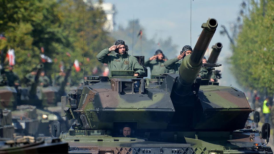 Pancerna pięść na defiladzie 2026. Od Leopardów 2 do K2 i Abramsów