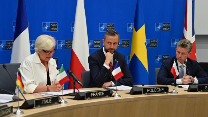 wicepremier - minister obrony narodowej Władysław Kosiniak-Kamysz wziął udział w spotkaniu ministrów obrony NATO w Brukseli
