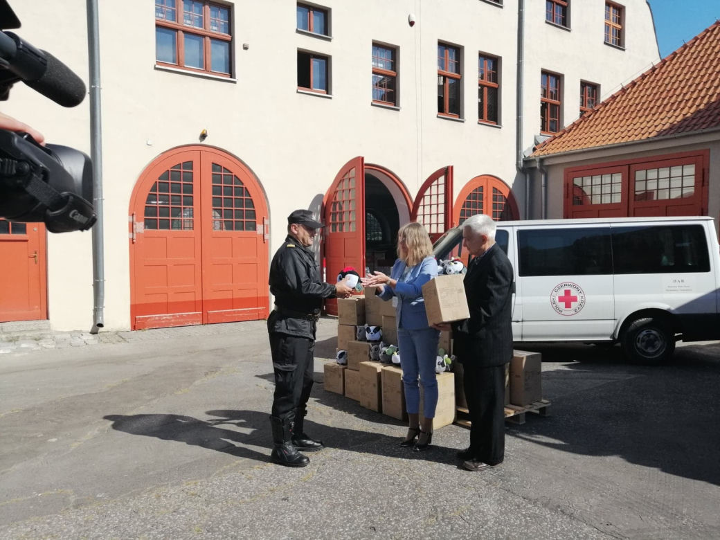 Strażacy będą rozdawać Słodziaki poszkodowanym dzieciom [ZDJĘCIA]