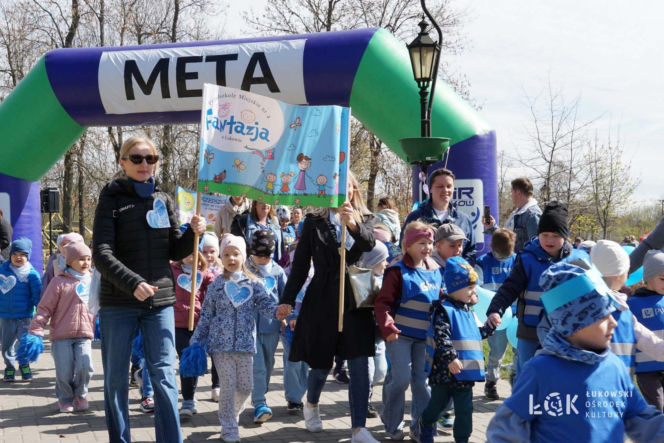 8. Niebieski Bieg Stowarzyszenia „Labirynt” w Łukowie - ZDJĘCIA cz. 1