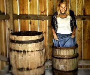 Marzenia trzeba realizować. Monika Dygas realizuje je krok po kroku. Chata Szeptuchy już stoi