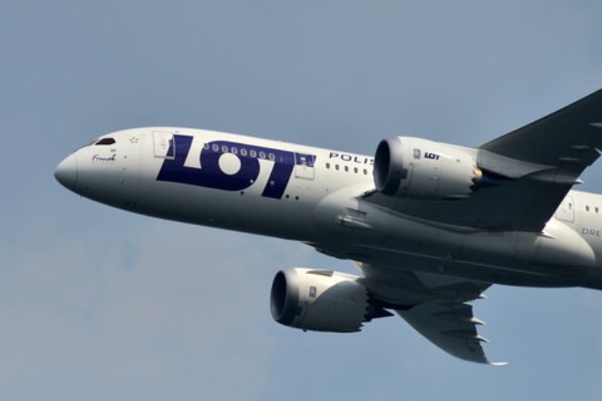 boeing 787 LOT