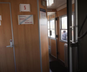 Jechałem legendarnym pociągiem. W środku jak kiedyś, aż trudno uwierzyć! Ludzie mówią wprost: „to były czasy”