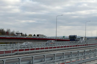 Ważna zmiana na trasie S7! Kierowcy mogą już korzystać z estakad węzła Mistrzejowice. To nie koniec