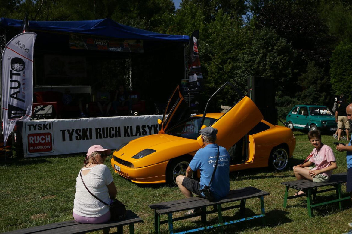 Klasyk Fest 2024. Samochody klasyczne, zabytkowe i motocykle w mysłowickim Parku Słupna