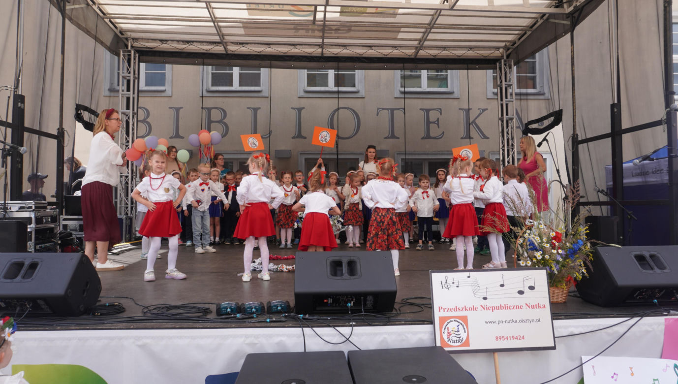 Dni Muzyki 2024  w Olsztynie. Stare Miasto opanowali miłośnicy tańca i śpiewu. Zobacz zdjęcia!
