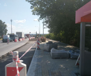 Na Powstańców Warszawy w Rzeszowie budują dodatkowy prawoskręt