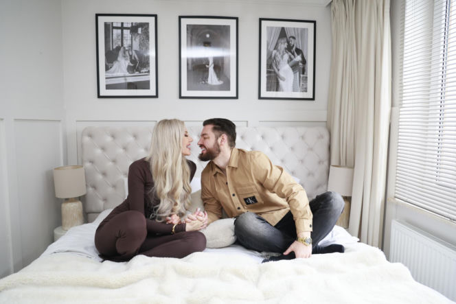 Lata temu wygrała "Projekt Lady", teraz pokazała jak mieszka! Biel i złoto biją po oczach