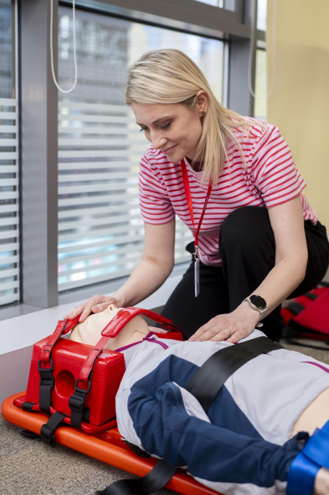 Aptekarze ćwiczą na wypadek wojny. Pierwsze takie szkolenie w Warszawie