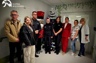 Więźniowie uszyli maskotki i poduszki dla małych pacjentów Szpitala Miejskiego w Siedlcach