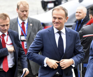 Tusk da zarobić kumplom