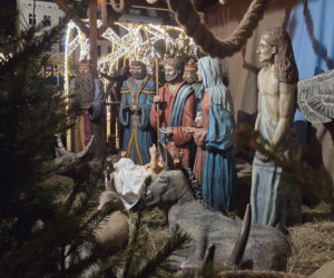 Świąteczna tradycja na Starym Rynku. Szopka bożonarodzeniowa zachwyca wszystkich!