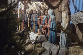 Świąteczna tradycja na Starym Rynku. Szopka bożonarodzeniowa zachwyca wszystkich!