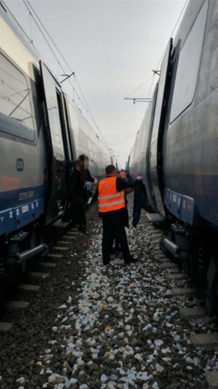 Śmiertelny wypadek na torach pod Opocznem. 47-latek zginął pod kołami Pendolino 