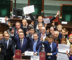 Sejm Pucz sala kolumnowa Wolne Media